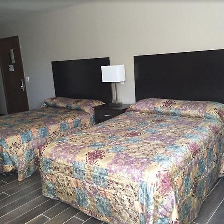 Travel Inn Рокфорд Екстериор снимка